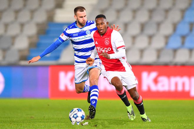 足运动在世 足运动在世