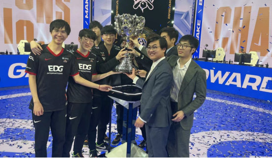 仅巩固了詹 仅巩固了詹