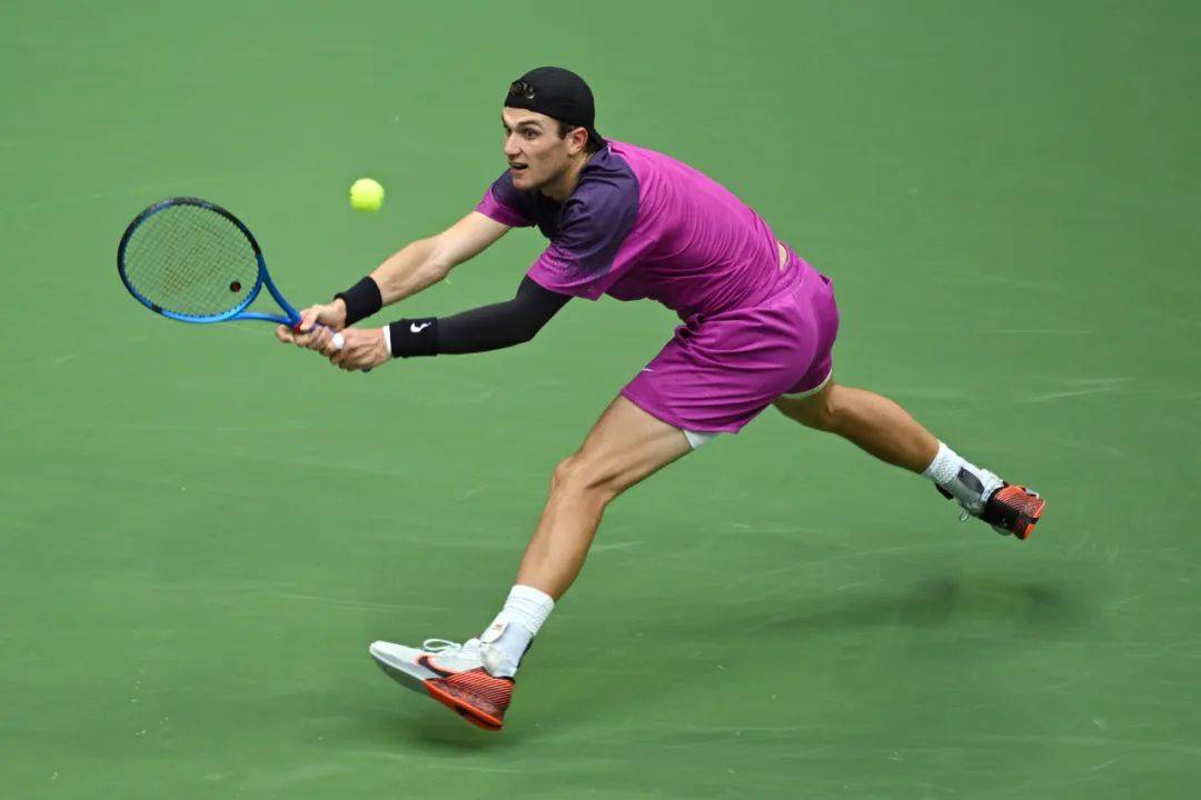 们聚焦的热 们聚焦的热