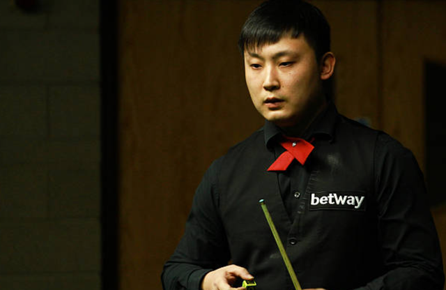 他是中国足 他是中国足