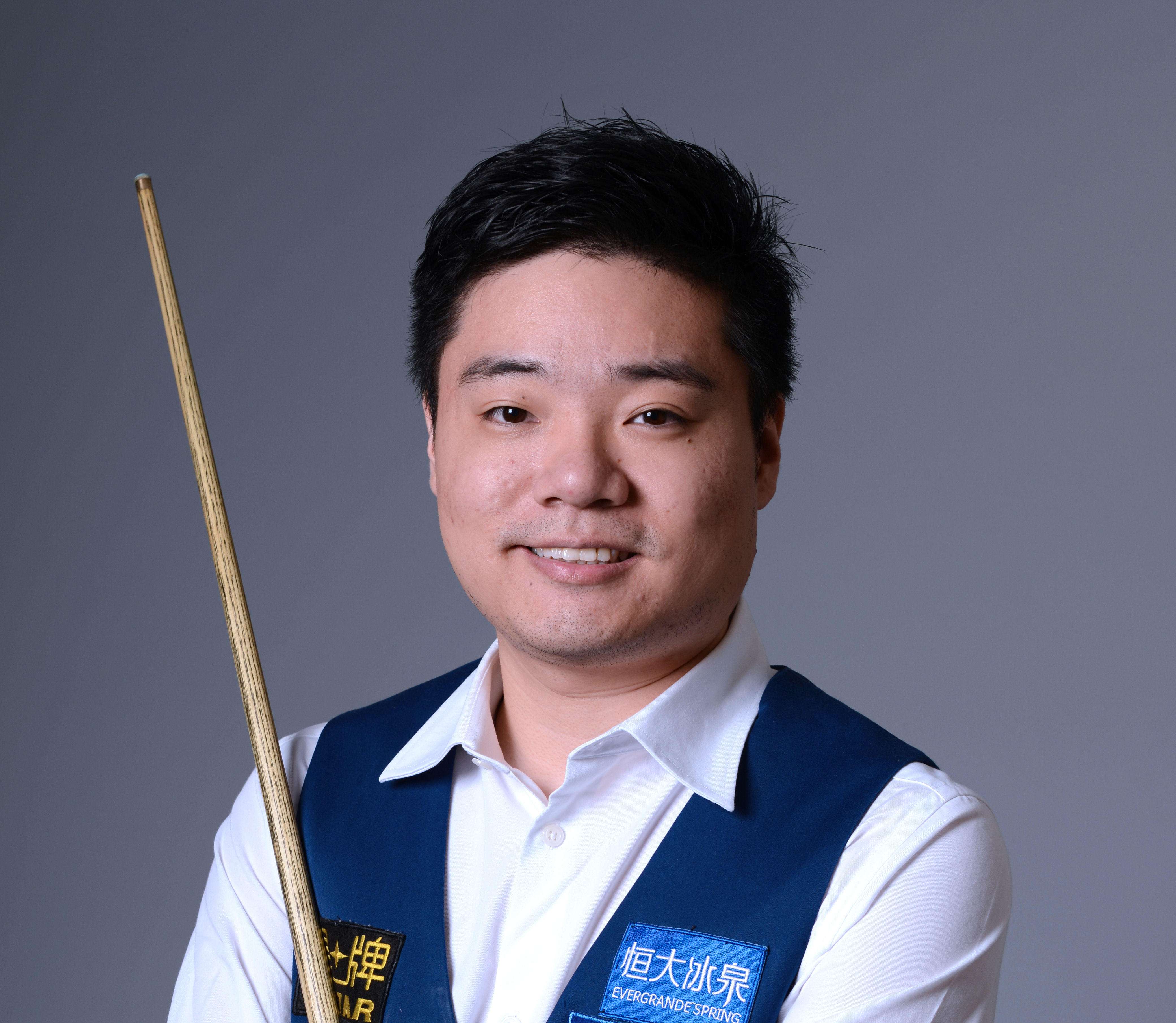 更是该国青 更是该国青