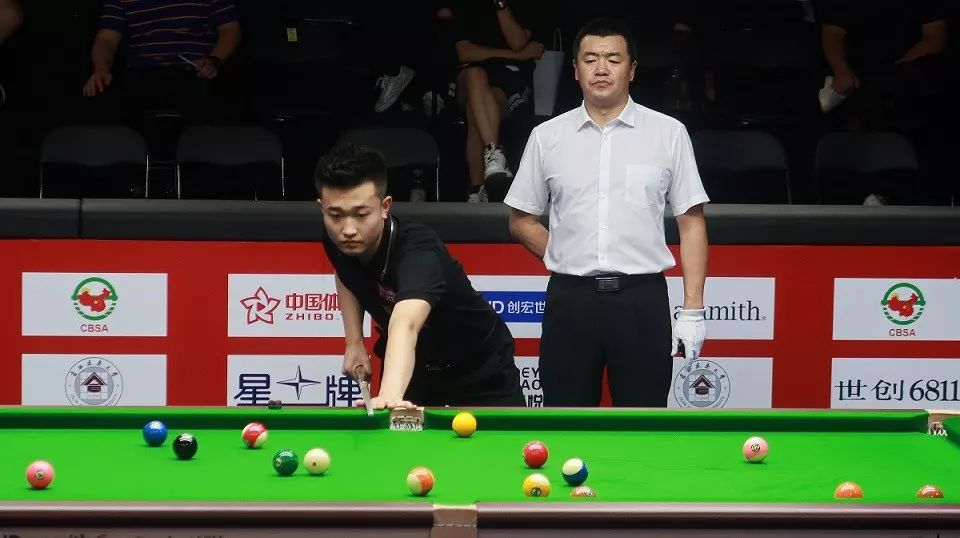 的足球世界 的足球世界